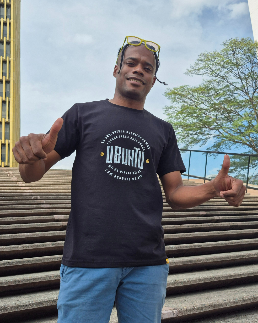 camiseta ubuntu cuatro idiomas moda afrocolombiana