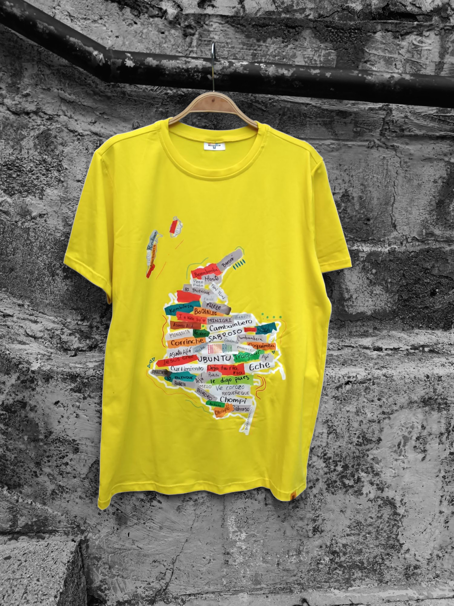 Mapa Colombia - Afrombia | Camiseta básica unisex