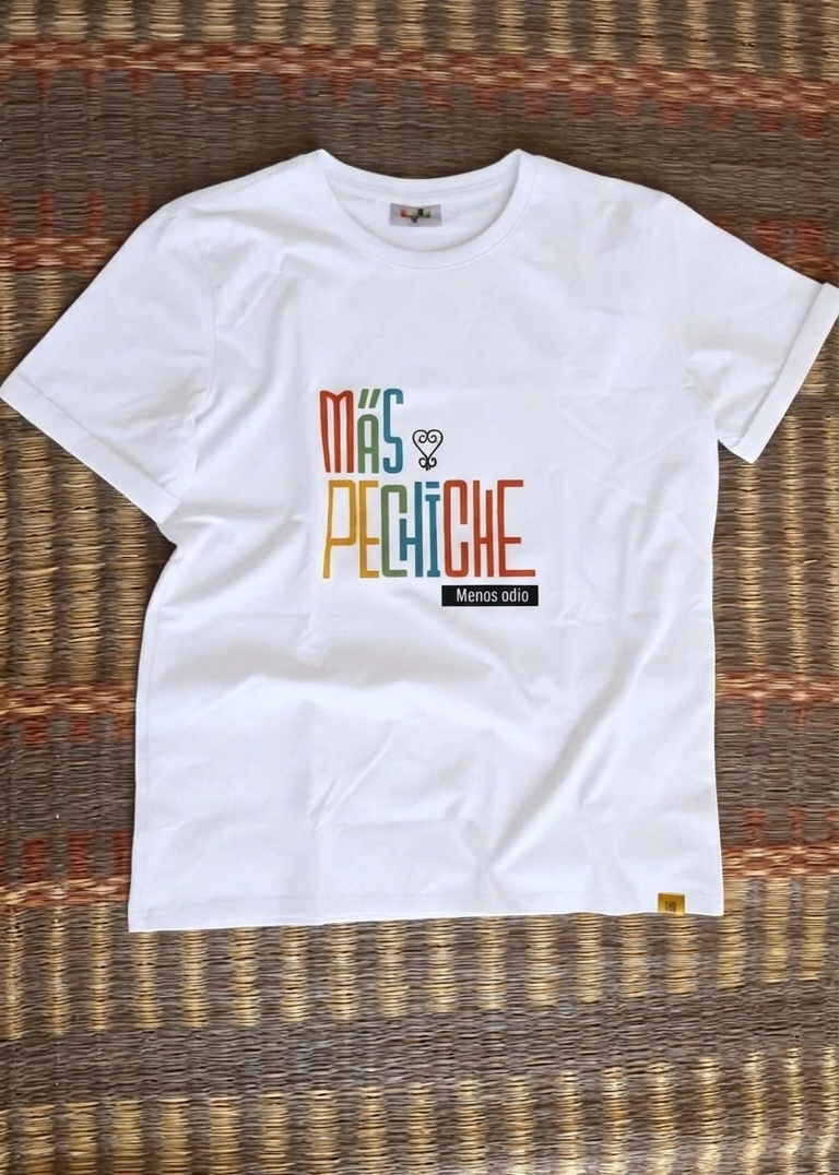 Camiseta Pechiche | Fit femenino | camiseta básica para mujer