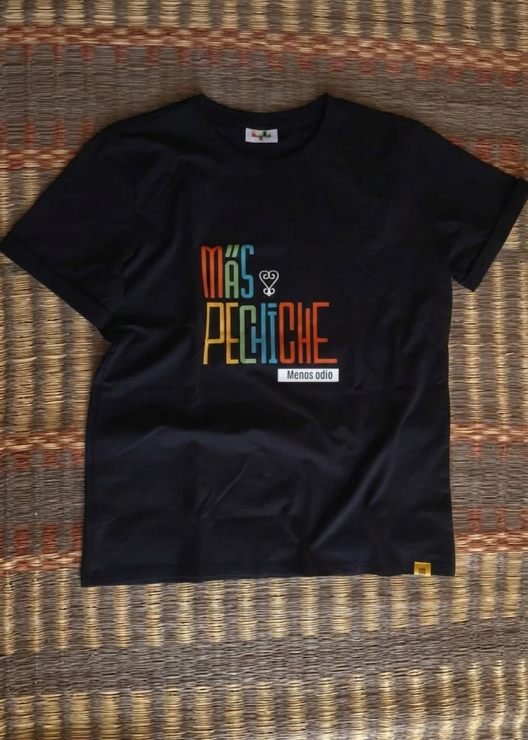 Camiseta Pechiche | Fit femenino | camiseta básica para mujer